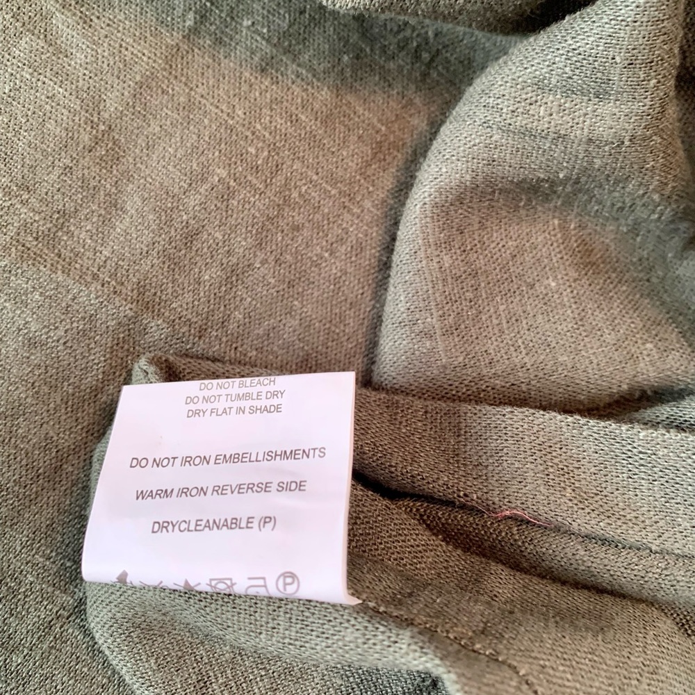 Women’s Fashion Forward Vest - Picture 7 of 8